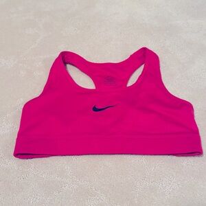 NWOT Nike Swoosh Light Support Sports Bra